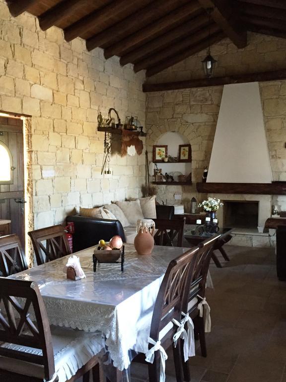 Paradise Traditional House Maroni Экстерьер фото